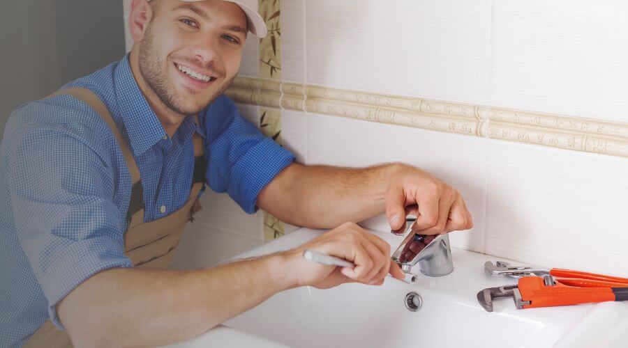 Professional clogged drains services in McKee, KY